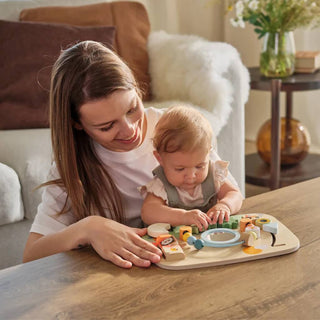 TINY LOVE FARMERS FUNDAY WOODEN BUSY BOARD