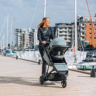 THULE SPRING 2 & MAXI COSI PEBBLE 360 PRO 2 TRAVEL SYSTEM