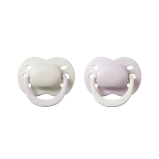 TOMMEE TIPPEE NEWBORN SOOTHER (0-2 MONTHS)